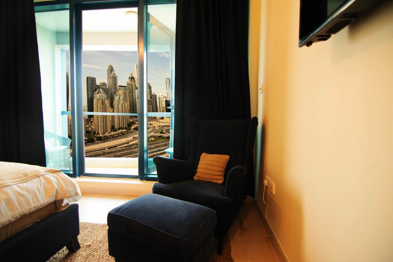 Lux Bnb I X1 Tower I Golf Course & Sea Views ดูไบ ภายนอก รูปภาพ